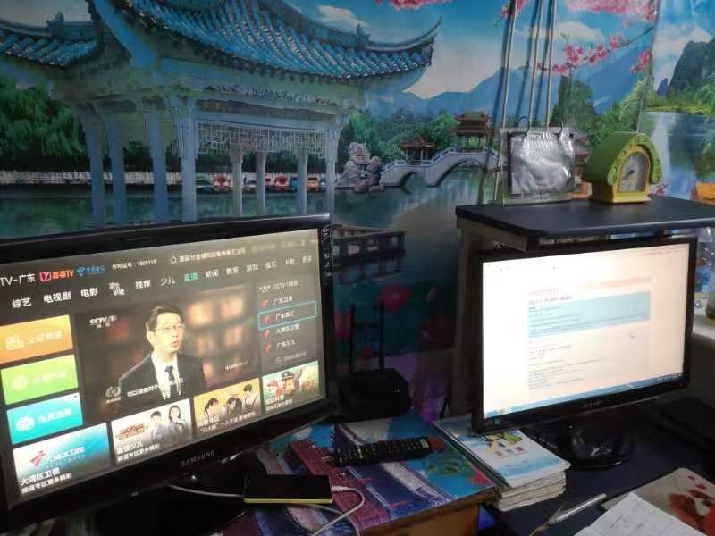 宿舍二台电脑1.jpg